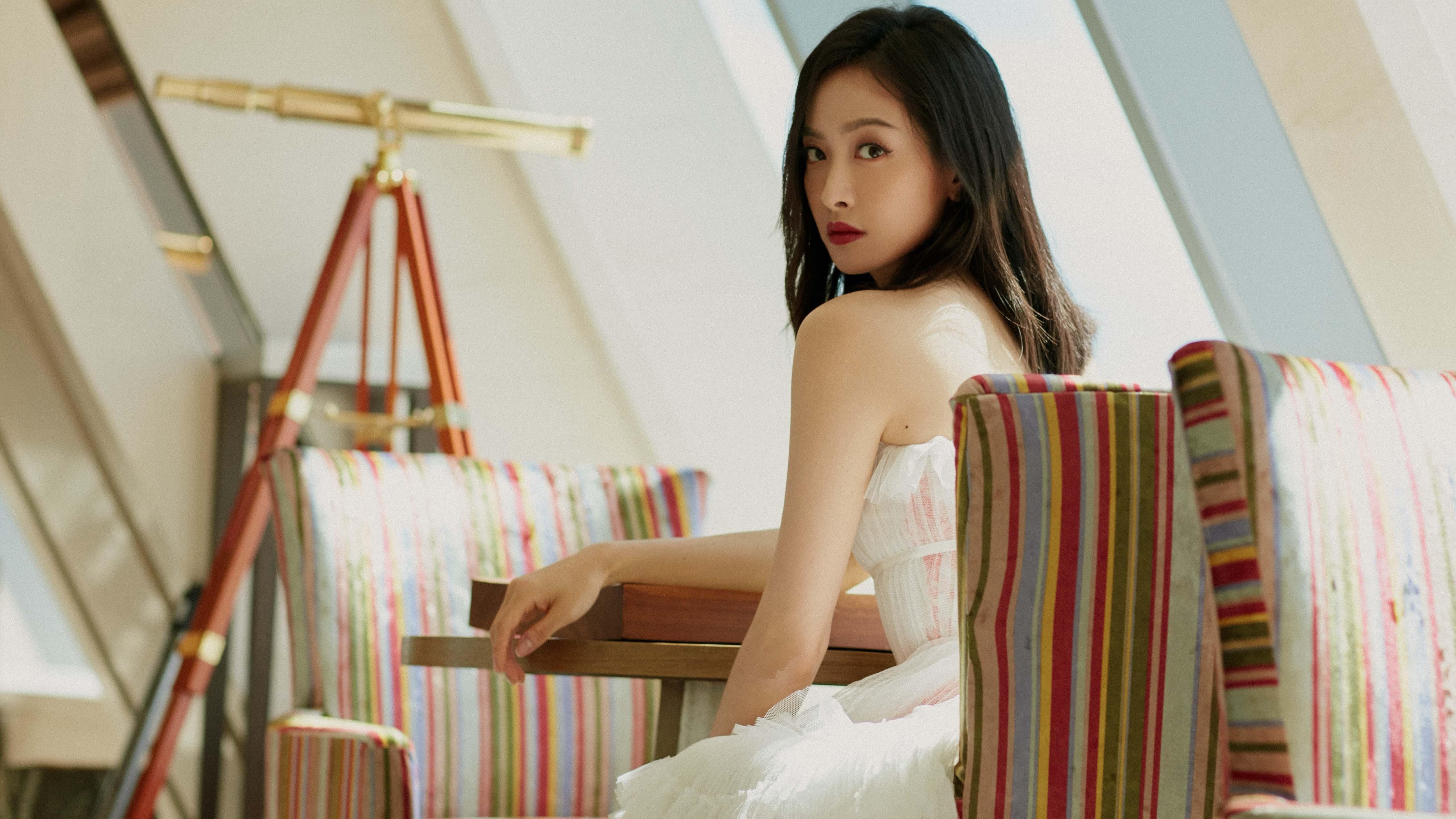 FB体育网站-意甲：米兰双雄继续追赶，积分脱离中游队伍，sina意甲米兰