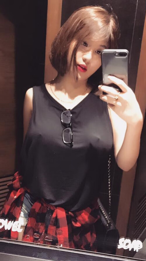 FB体育平台-荷兰国家队备战友谊赛,冠军大热,荷兰队伍